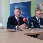 Podpisanie umowy - Ponad 1,1 mln zł z UE na termomodernizację budynku starostwa powiatowego  w Kozienicach