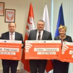 Uroczyste podpisanie umów o dofinansowanie unijne projektów z dz. 3.1 Poprawa Rozwoju MŚP na Mazowszu i dz. 4.1 Odnawialne źródła energii