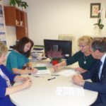 Uroczyste podpisanie umów o dofinansowanie unijne projektów z dz. 6.1 Infrastruktura ochrony zdrowia i 4.3 Redukcja emisji zanieczyszczeń powietrza