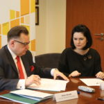 Uroczyste podpisanie umów o dofinansowanie unijne trzech projektów z dz. 4.1 Odnawialne źródła energii,  dz. 4.2 Efektywność energetyczna i z dz. 4.3 Redukcja emisji zanieczyszczeń powietrza.