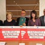 Uroczyste podpisanie umów o dofinansowanie unijne projektów z dz. 10.1 Kształcenie i rozwój dzieci i młodzieży i dz. 4.3 Redukcja emisji zanieczyszczeń powietrza