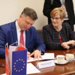 Uroczyste podpisanie umów o dofinansowanie unijne projektów w ramach Działania 4.2 Efektywność energetyczna oraz Działania 4.3.2 Mobilność miejska w ramach ZIT