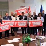 Uroczyste podpisanie umów o dofinansowanie unijne projektów z dz. 4.3 Edukacja emisji zanieczyszczeń powietrza i dz. 2.1 E-usługi