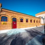 Odnowiony zabytkowy budynek „Jatki”, czyli dawna hala targowa w Ostrowi Mazowieckiej – beneficjent:  Miasto Ostrów Mazowiecka (zdjęcie nr 3, autor: Krzysztof Chojnacki).Chojnacki