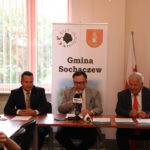 Uroczyste podpisanie umów