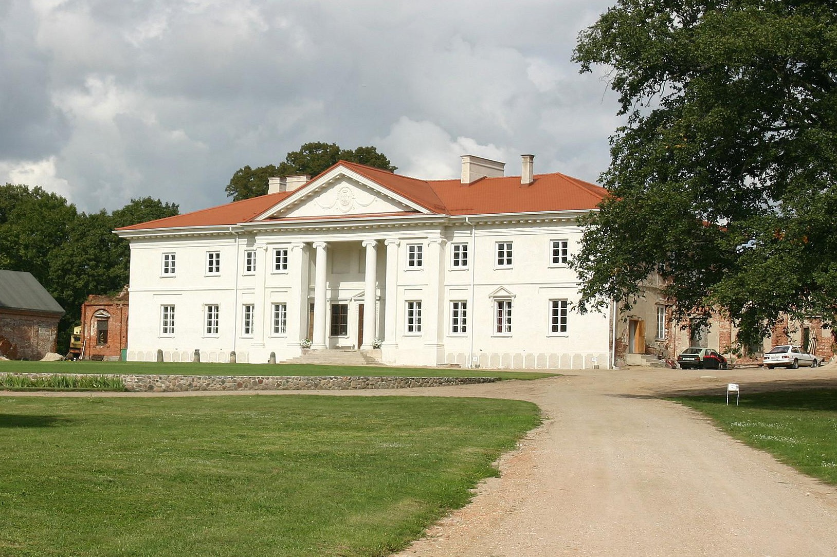 Pałac w Korczewie_odnowiony