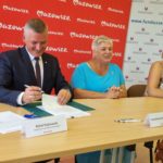 Podpisanie umowy przez beneficjentów z gminy Wieniawa